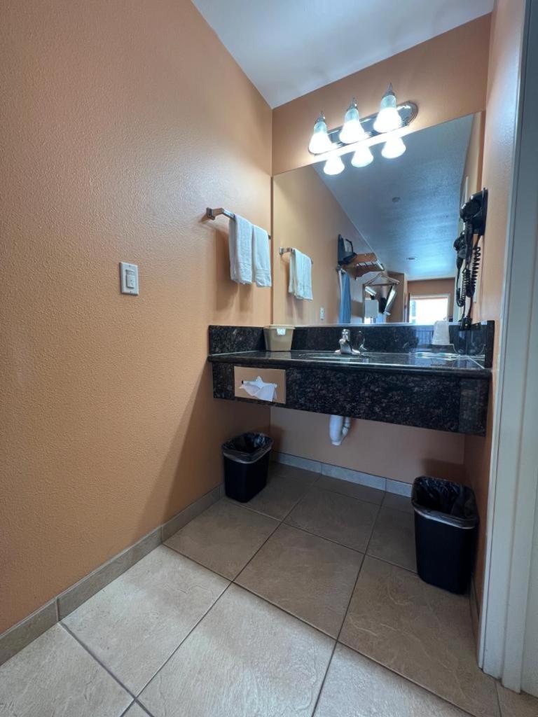 Rancho California Inn טמקולה מראה חיצוני תמונה